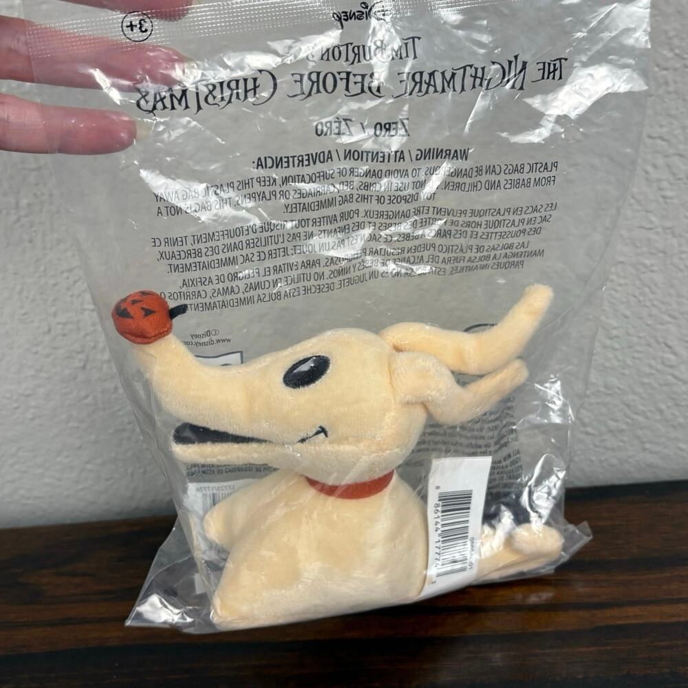 NWT Disney Zero Nightmare Before Christmas Plushie Character Ghost Dog Halloween